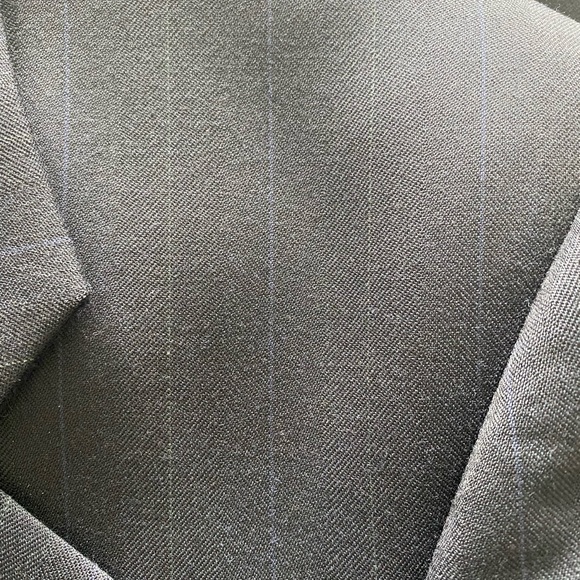 Burberry Mens Wool Navy Suit. - Picture 2 of 8